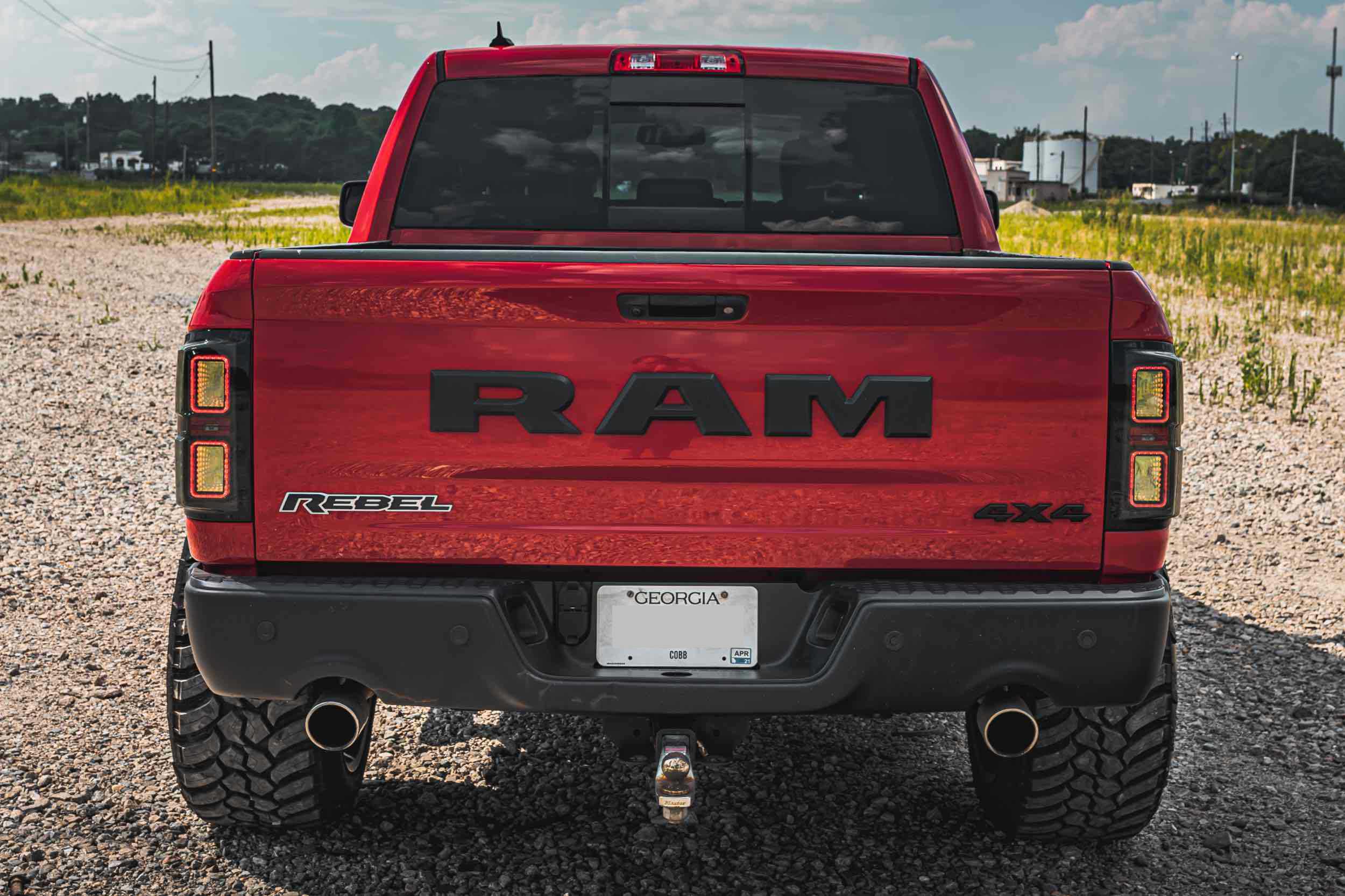 Dodge ram clearance 1500 tail light